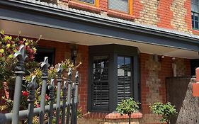 Adelaide Style Accommodation-Getaway In North Adelaide- Close To City